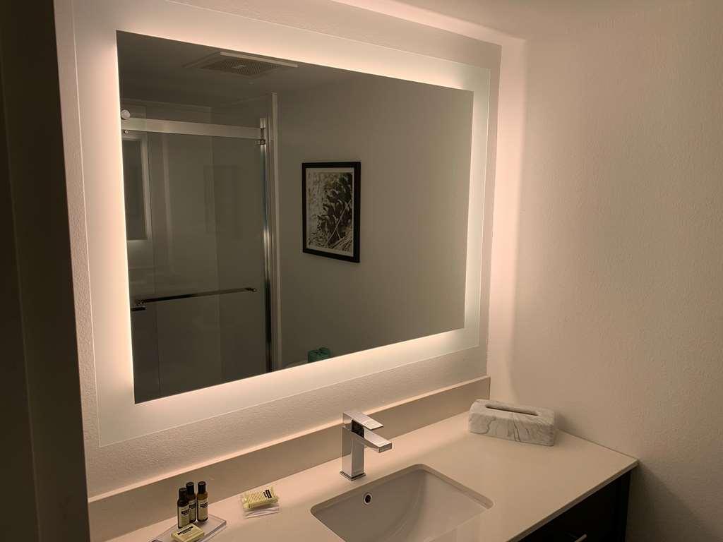 Executive Residency Franklin Inn Habitación foto